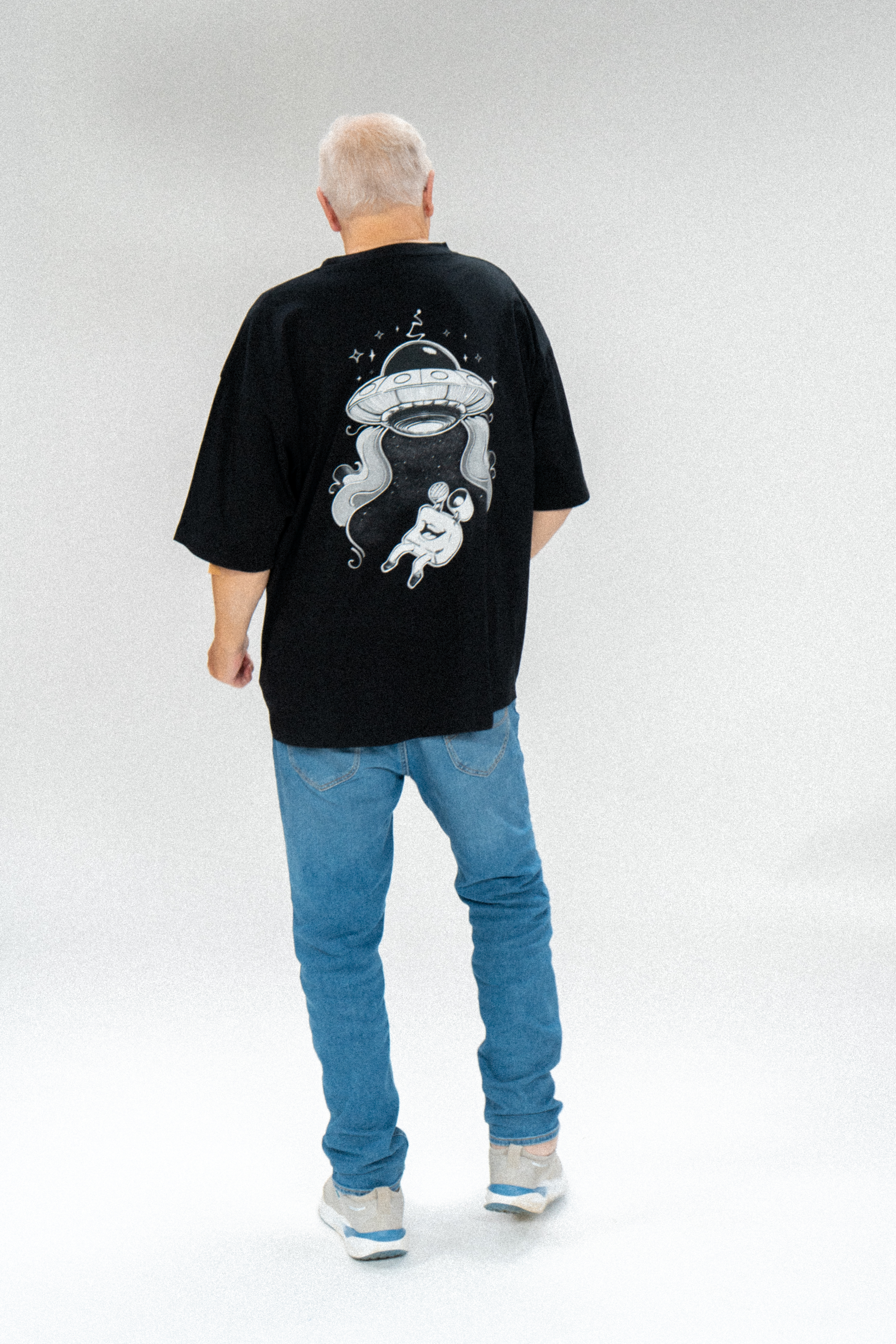 MYSHOW UFO III - Premium Shirt