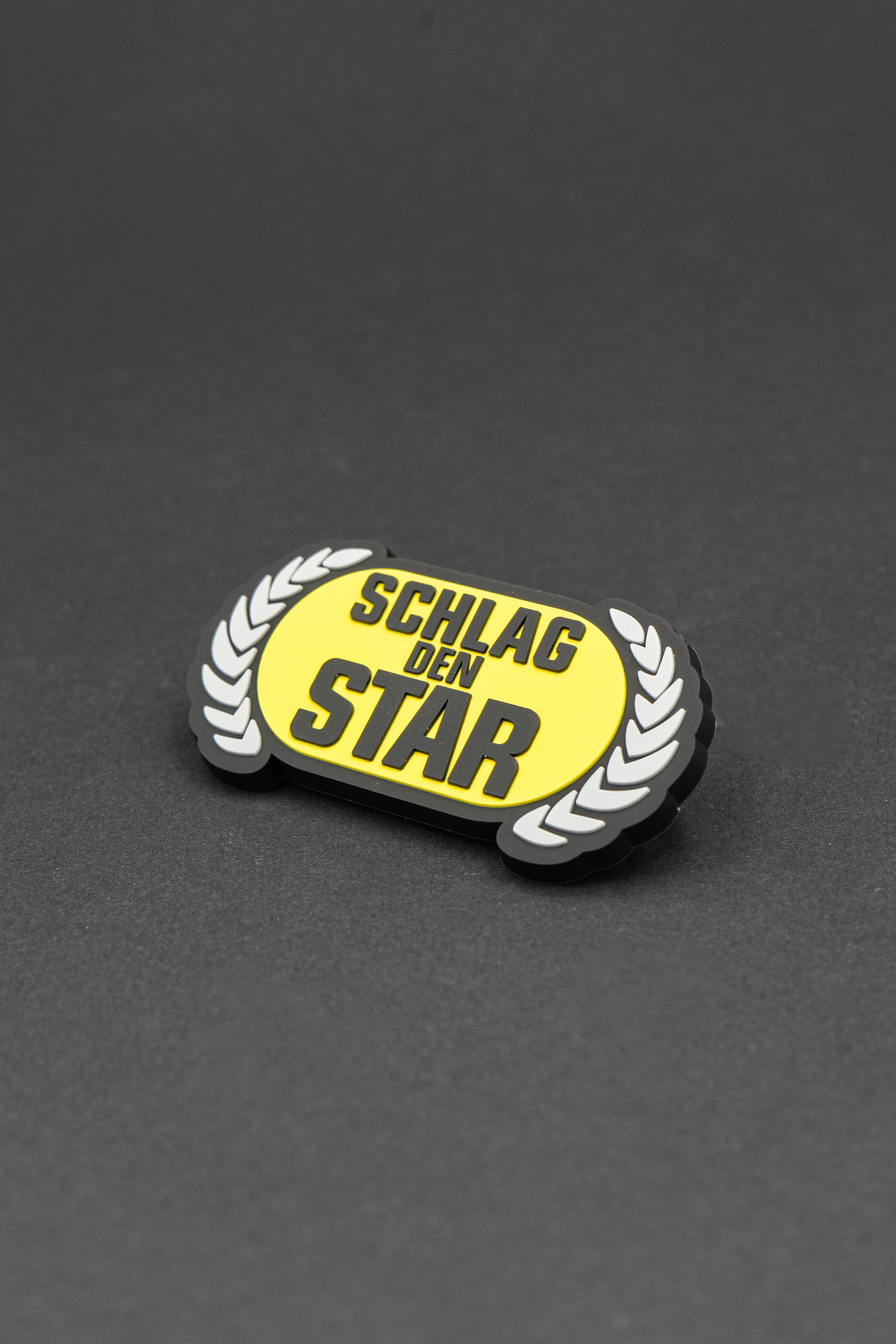 SCHLAG DEN STAR -  MAGNET